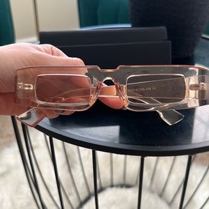 Maniere de Voir sun glasses in nude